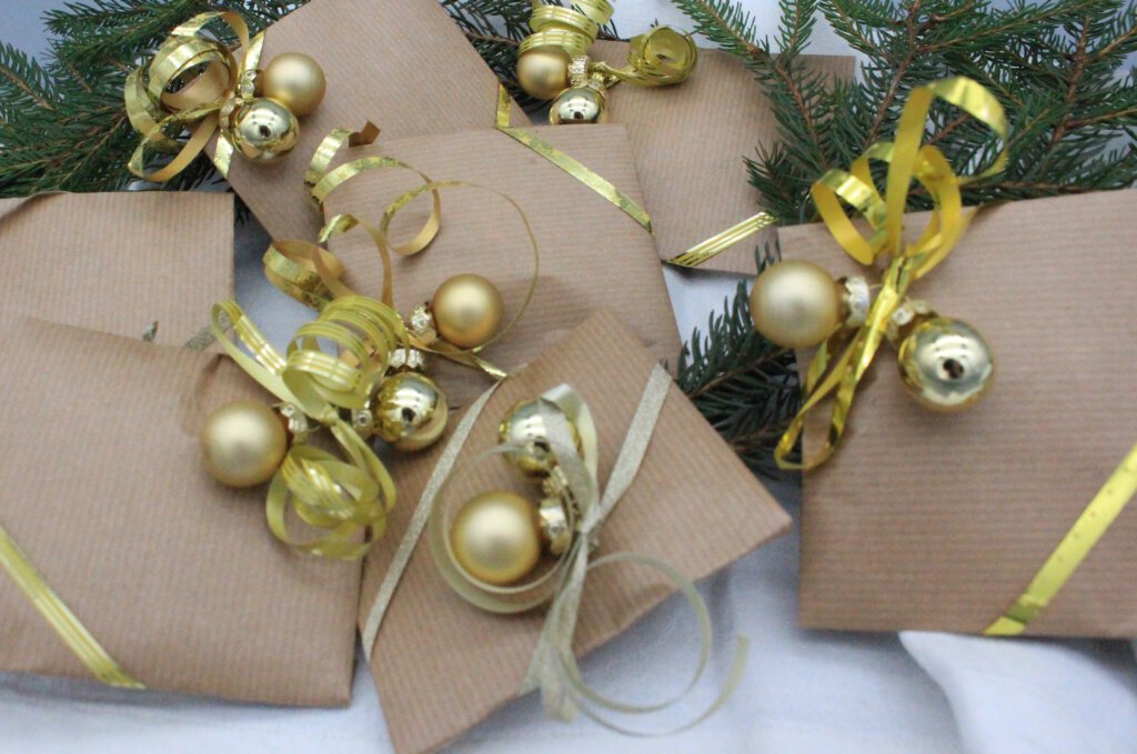 eingepackte Puzzleteile- Dekorationsmuster